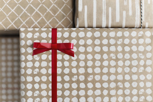 Opdag de utrolige muligheder med crepepapir til pakning af gaver